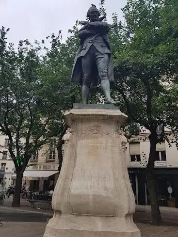 Photo de Statue de Beaumarchais