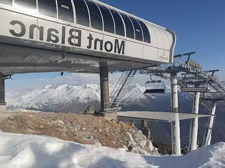Gare d'arrivée télésiège Mont-Blanc
