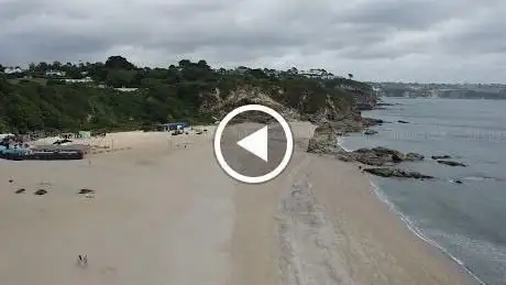 carlyon bay beach