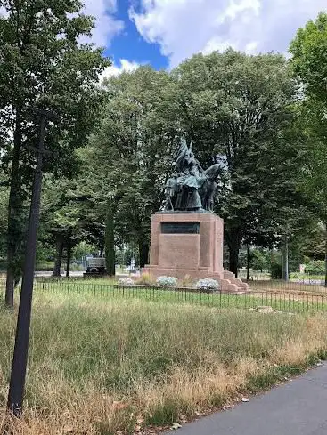 Monument to Peter I of Serbia and Alexander I of Yugoslavia