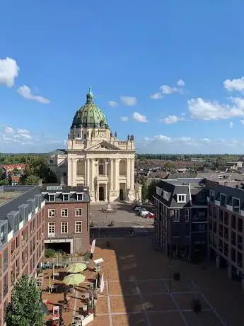 Photo de Sterrenwacht Tivoli