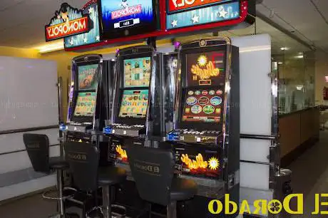 Photo de El Dorado salón de juego y apuestas