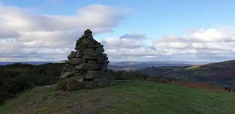 Photo de Twyn Y Gaer Hill Fort