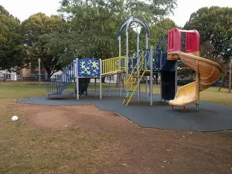 Photo de Cutteslowe and Sunnymead Park