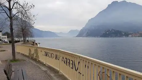 Photo de Dipinti amorfici