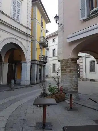 Photo de Piazza Rovereto Domodossola