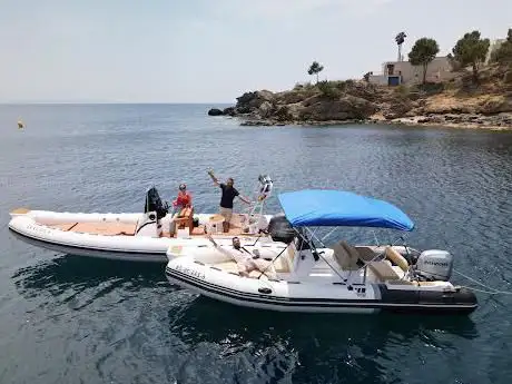 Photo de NUN charter & sales