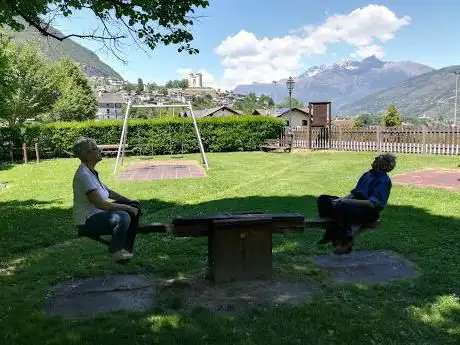 Photo de Parco giochi attrezzato
