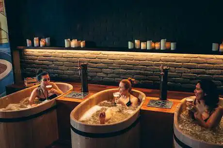 Photo de Bath & Barley - the Belgian Beer Spa
