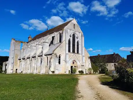 Photo de Abbatiale du Breuil-Benoit