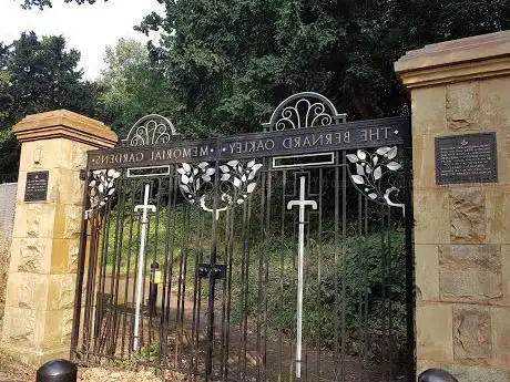 Photo de The Bernard Oakley Memorial Gardens
