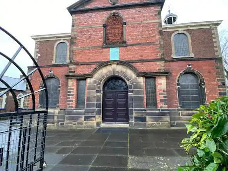 Photo de Chowbent Unitarian Chapel