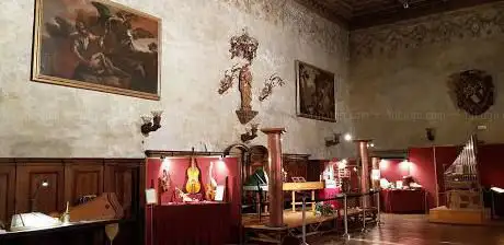 Photo de Musei Provinciali di Borgo Castello