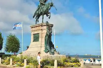 Photo de Equestrian statue General San MartÃn