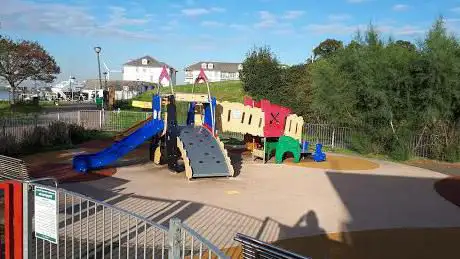 Photo de Riverside Leisure Area
