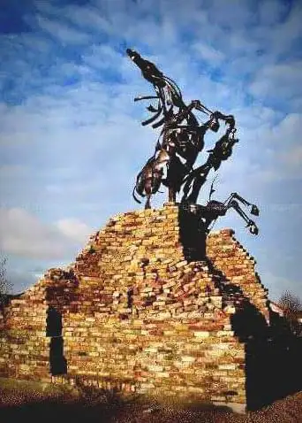 Photo de The War Horse Memorial
