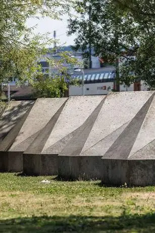 Toblerones von Olivier Mosset  2008 (#KiÃ¶R)