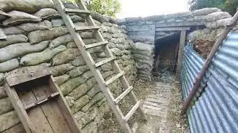Photo de The Hawthorne Trench Experience