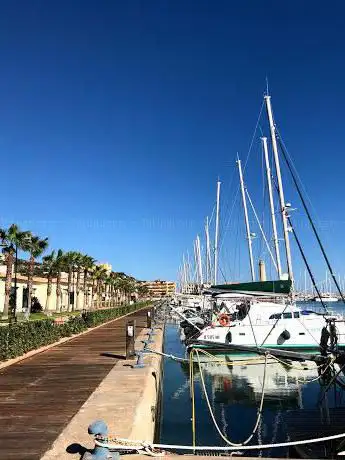 Photo de Noleggio Barche Licata Escursioni Licata