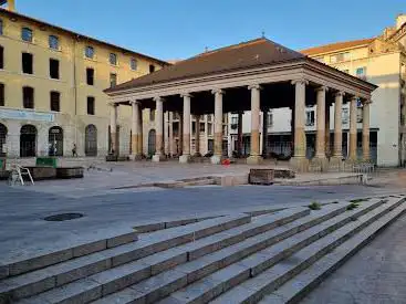 Photo de La Halle Puget