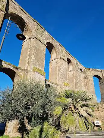 Photo de Acquedotto in stile romano
