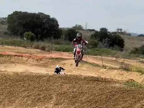 Photo de Motopark Sevilla La Nueva