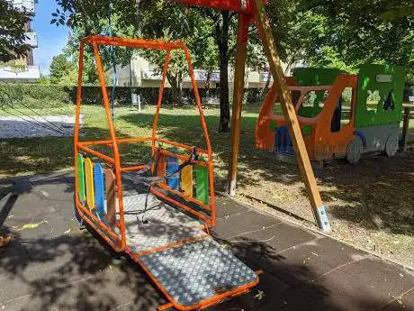 Parco Giochi Le Petunie