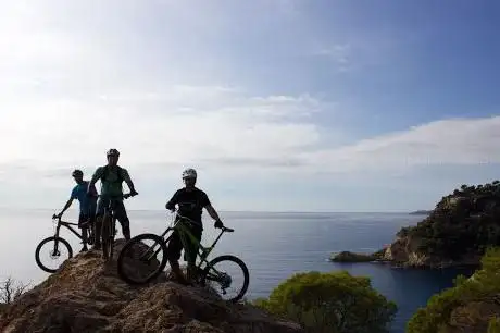 Photo de Pure Riding Bike Trips | Guided Enduro & Downhill Holidays in Spain
