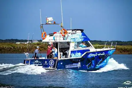 Charter de Pesca Cayman Pesca en barco en Huelva