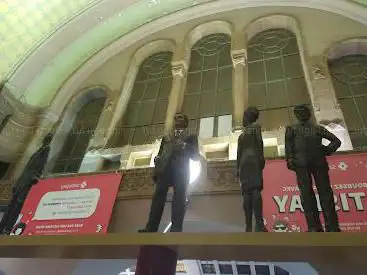 Hommage à Jean Moulin