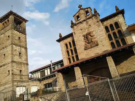 Photo de Parroquia Realeza de MarÃ­a