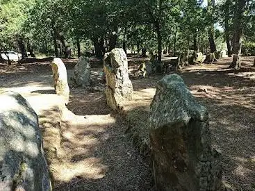 Allée couverte coudée