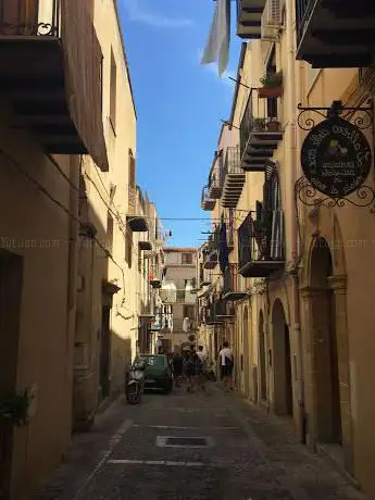 Photo de View of Cefalù