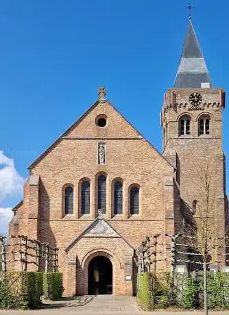 Sint-Jan-Baptistkerk Houthulst