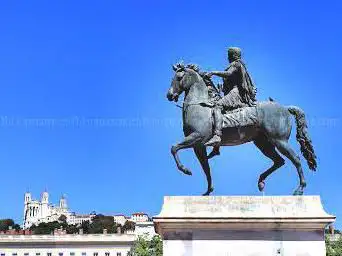Photo de Equestrian Statue of Louis XIV