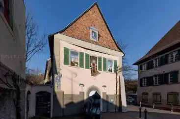 Cour des Chaînes