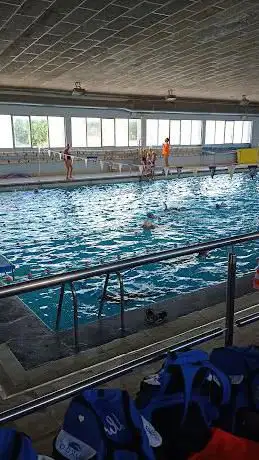 Photo de Piscina Municipal De Sallent