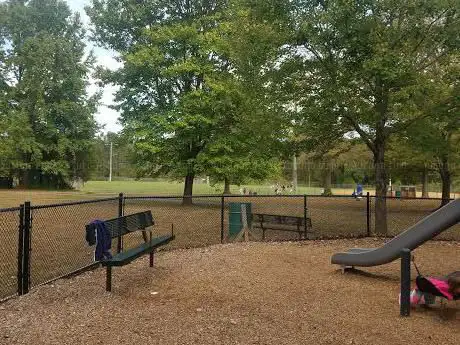 Photo de Wakefield Park Softball Field #8