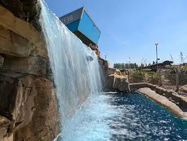Photo de Dino Falls Adventure Golf