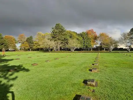 Cimetière militaire Allemand Ploudaniel - Lesneven