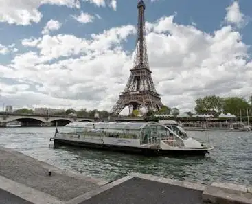Photo de Batobus - Place de la Concorde