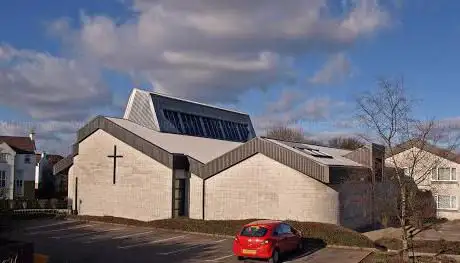 Photo de St Bernadette's R C Church Erskine, Paisley Diocese