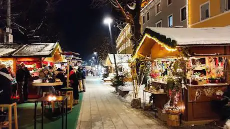 Photo de Weihnachtsmarkt Bruneck
