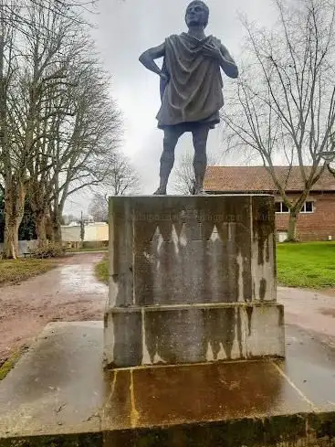 Statue de Talma