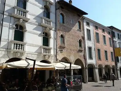 Photo de Palazzo Gregoris