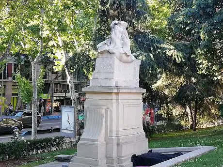 Photo de Sculpture de la comtesse de Pardo Bazán