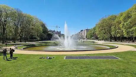Square de la Bouteille