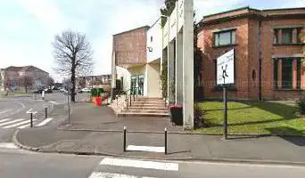 Photo de Cultural Space Edouard Pignon Library And School De Musique