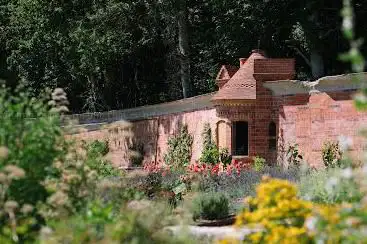 Photo de Careys Secret Garden
