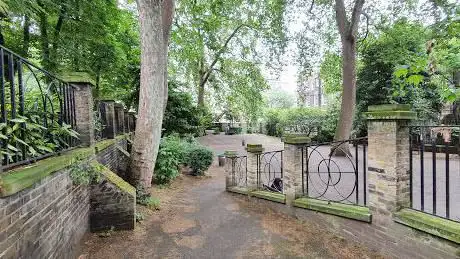 Photo de Malet Street Gardens